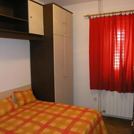 With Wifi Postira, Brac - 11428